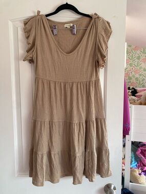 Max Studio Beige Tiered V-Neck Midi Dress with Ruffle Sleeves